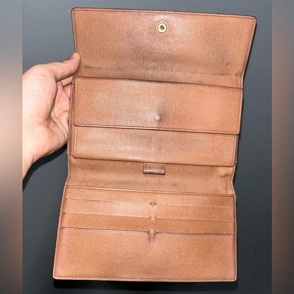 Louis Vuitton Monogram International Wallet TH0827 - Picture 6 of 9